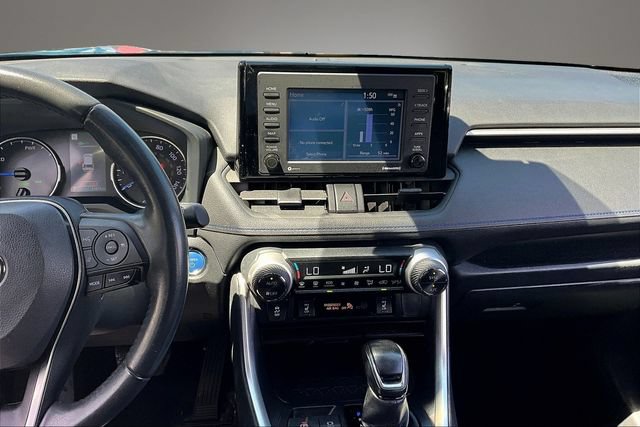Used 2022 Toyota RAV4 SE w/ Convenience Package AWD/4WD image 8
