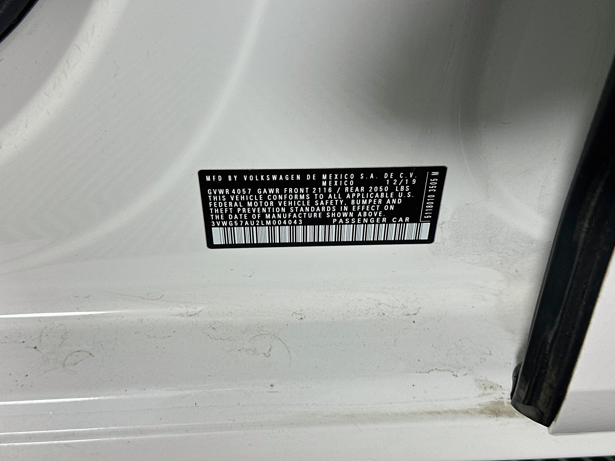 Used 2020 Volkswagen Golf 4-Door FWD image 12