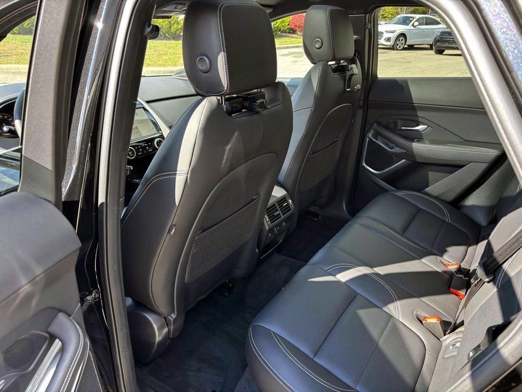 Used 2024 Jaguar E-PACE R-Dynamic SE image 23