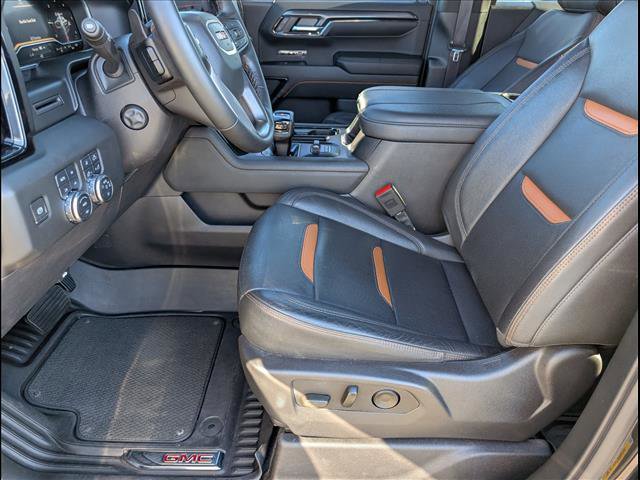 Used 2024 GMC Sierra 1500 AT4 w/ AT4 Premium Package image 9