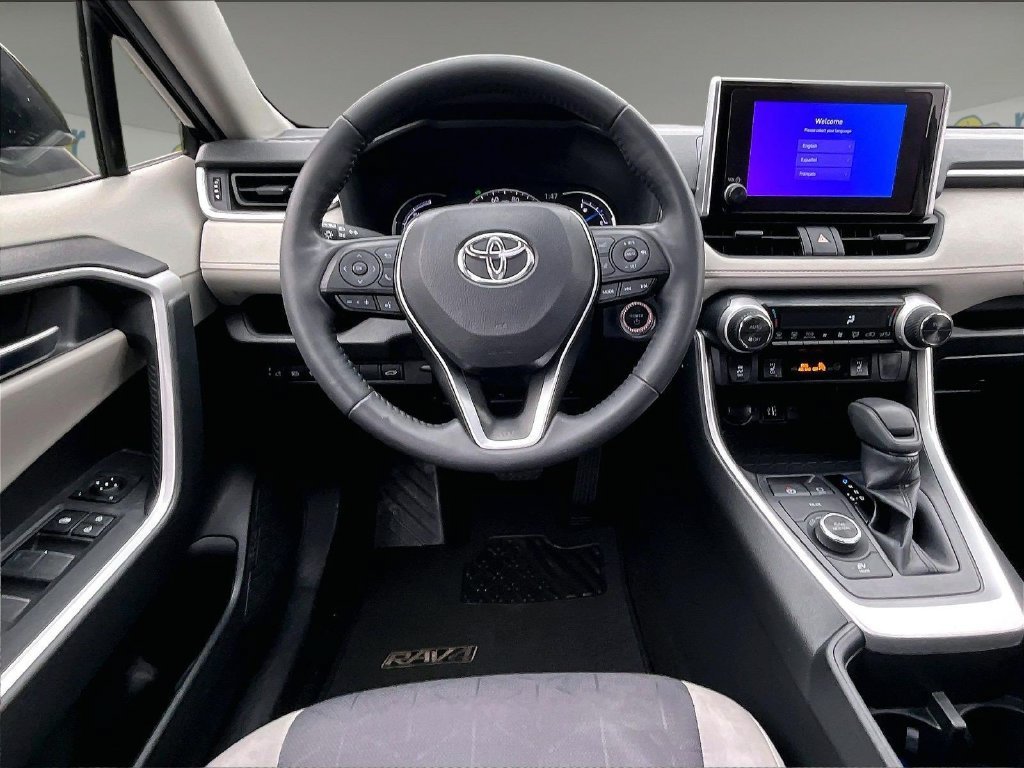 Used 2024 Toyota RAV4 XLE w/ Convenience Package AWD/4WD image 17