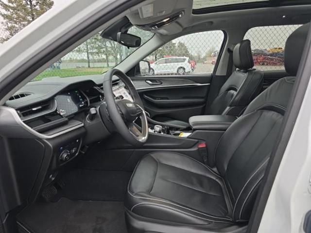 Used 2022 Jeep Grand Cherokee Limited 4xe AWD/4WD image 3