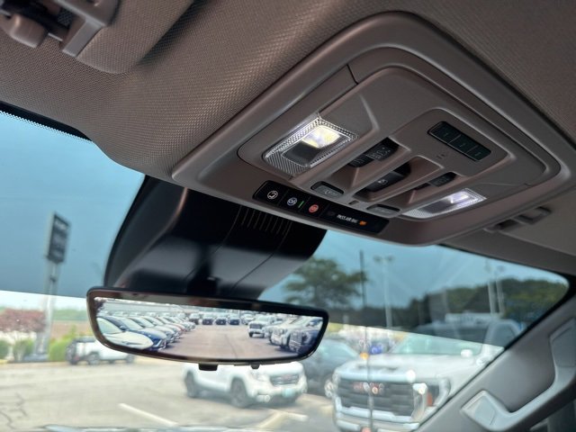 Used 2025 GMC Sierra 2500 Denali w/ Technology Package image 24