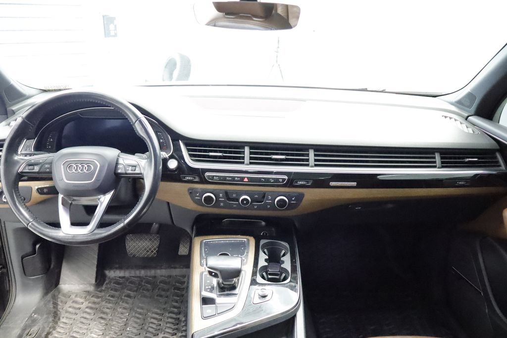 Used 2017 Audi Q7 2.0T Premium Plus AWD/4WD image 14