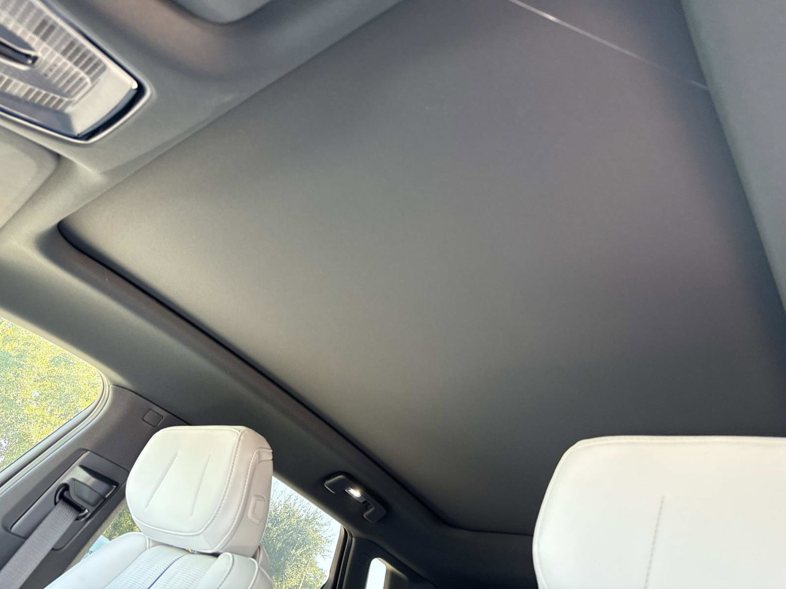 New 2025 Cadillac Lyriq Sport image 24