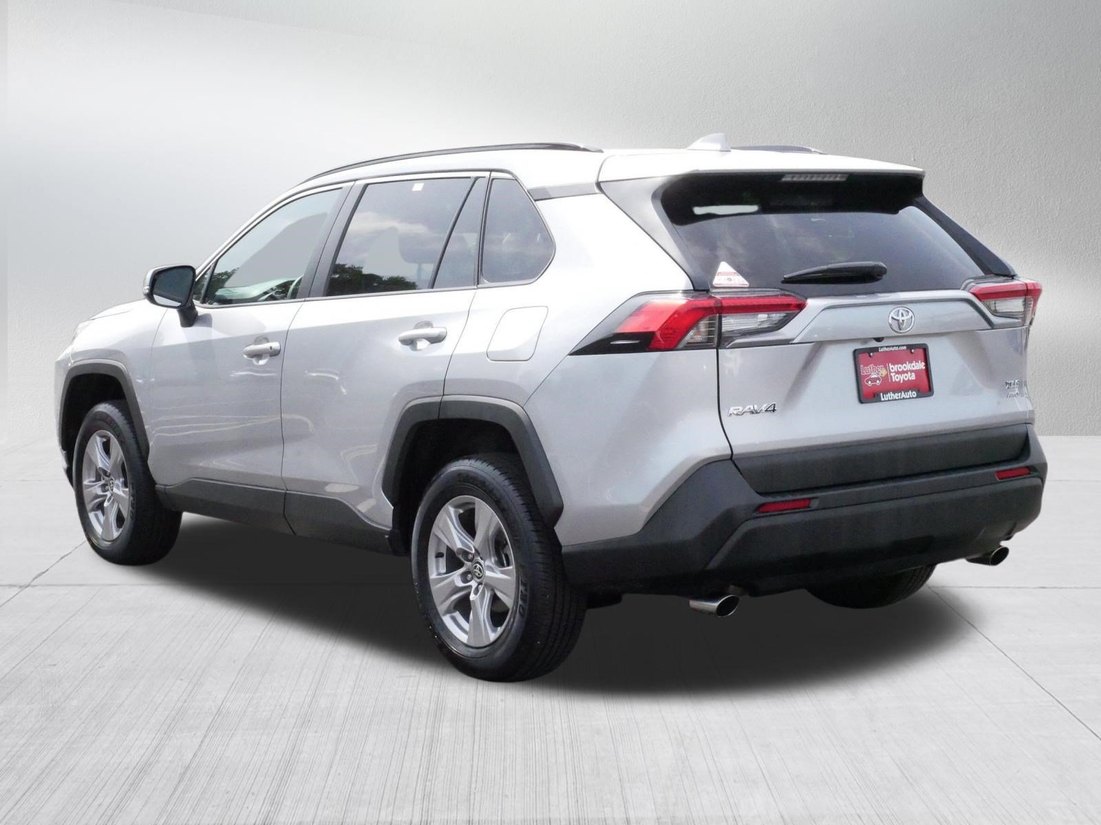 Certified 2025 Toyota RAV4 XLE AWD/4WD image 5