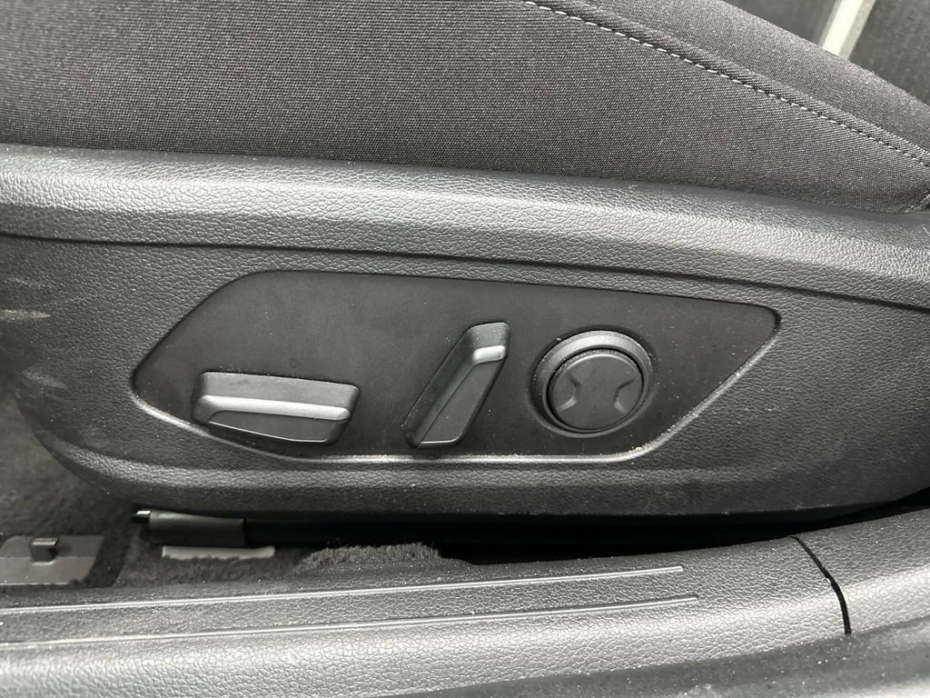 Used 2025 Hyundai Sonata SEL FWD image 10