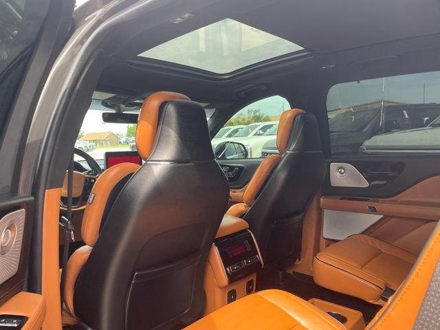 Used 2024 Lincoln Aviator Black Label AWD/4WD image 19
