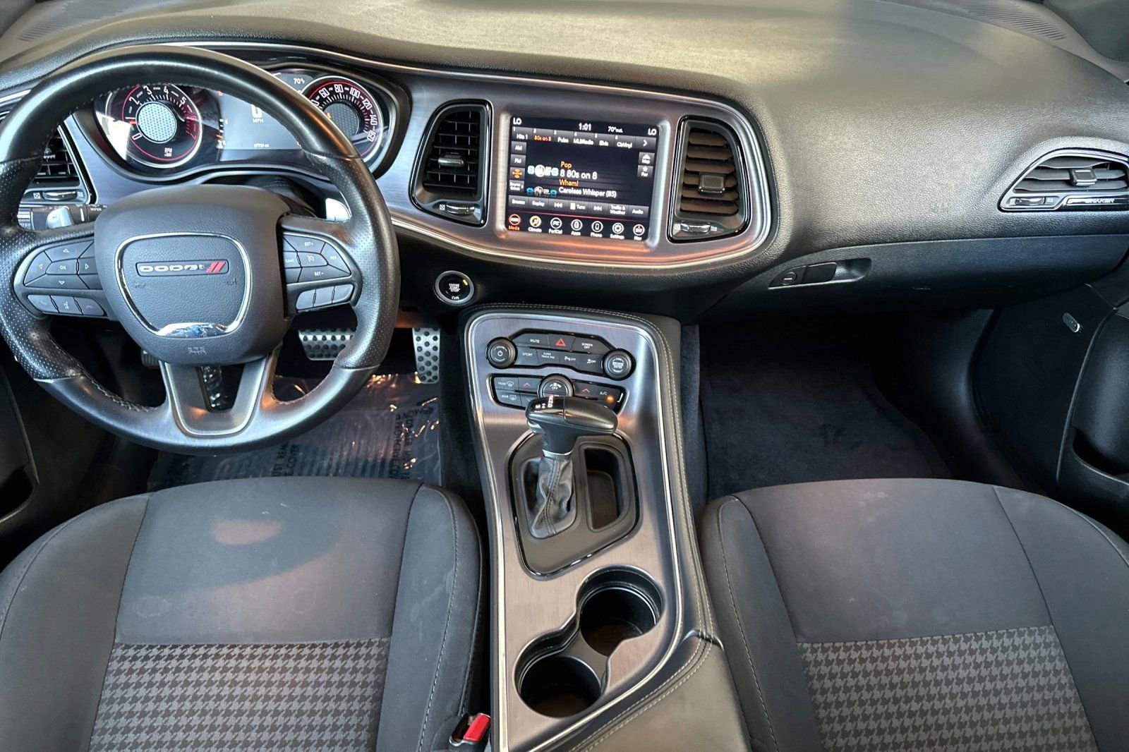 Used 2018 Dodge Challenger R/T RWD image 13