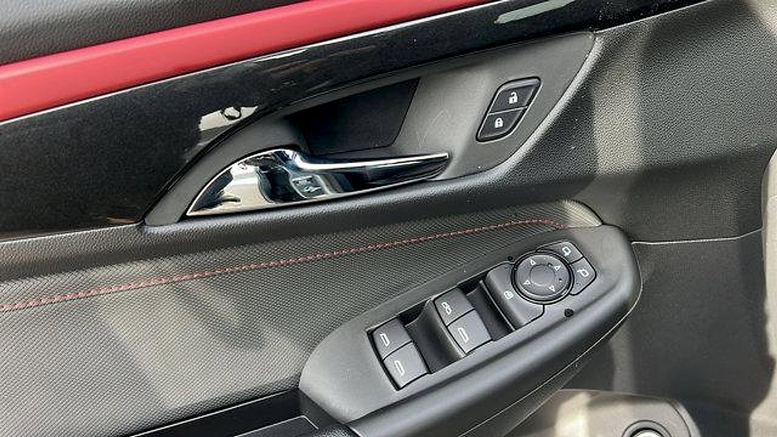 New 2026 Chevrolet TrailBlazer RS w/ Convenience Package image 16