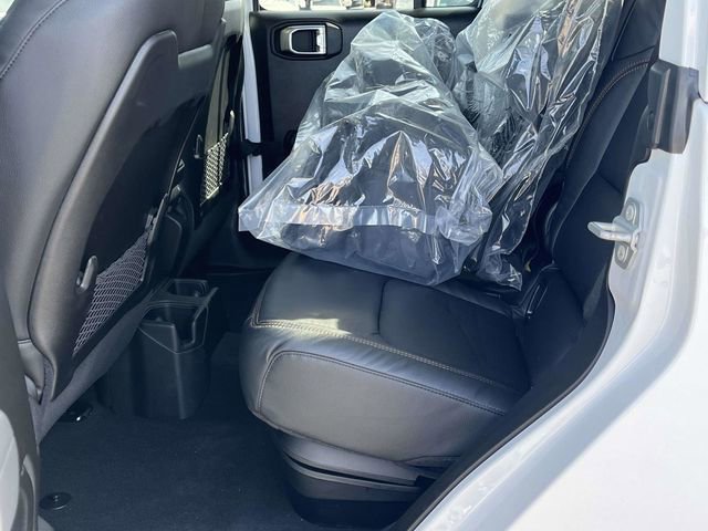 New 2026 Jeep Gladiator Mojave image 12