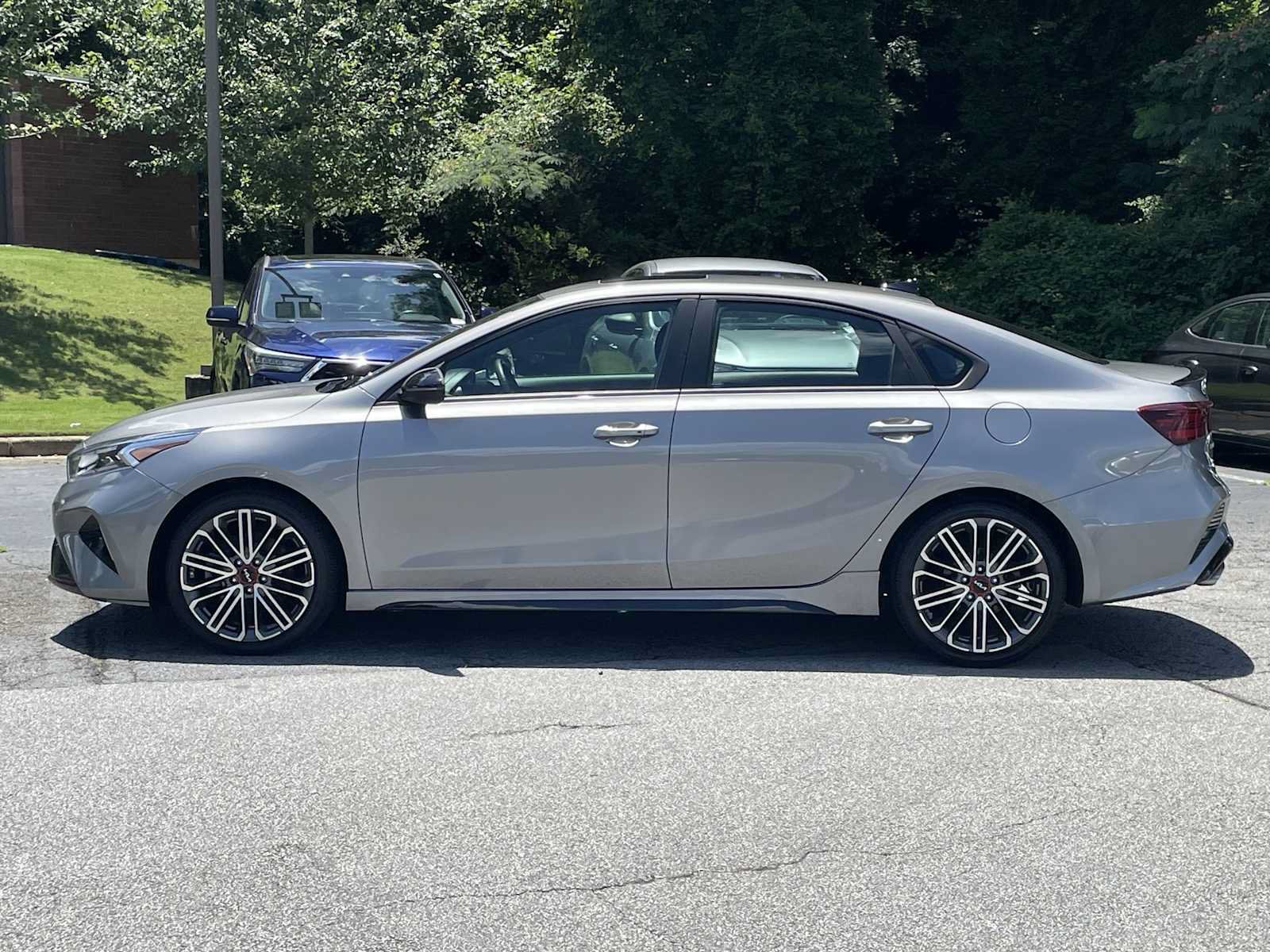 Used 2022 Kia Forte GT FWD video 2