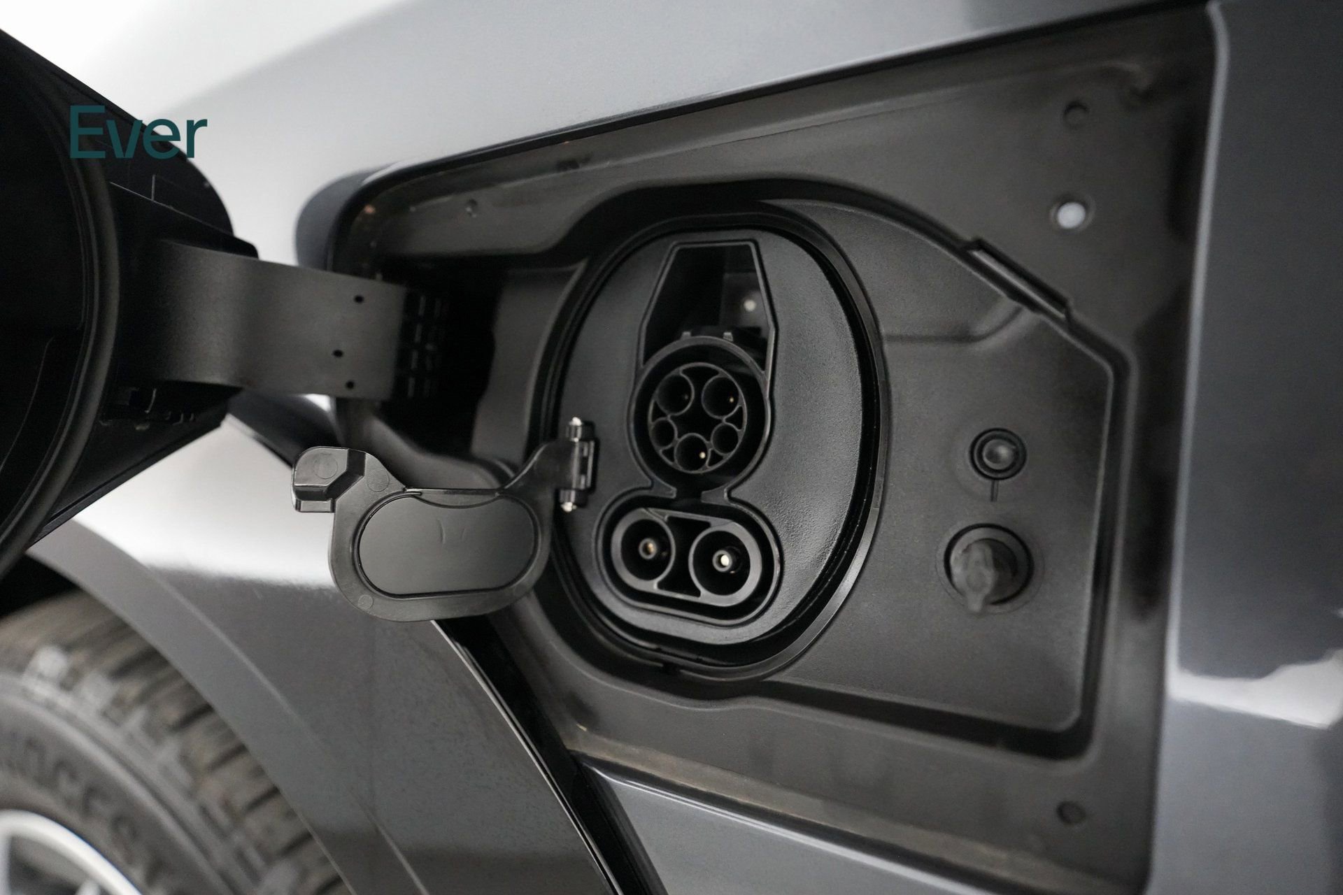 Used 2023 Lexus RZ 450e Premium w/ Technology Package image 23