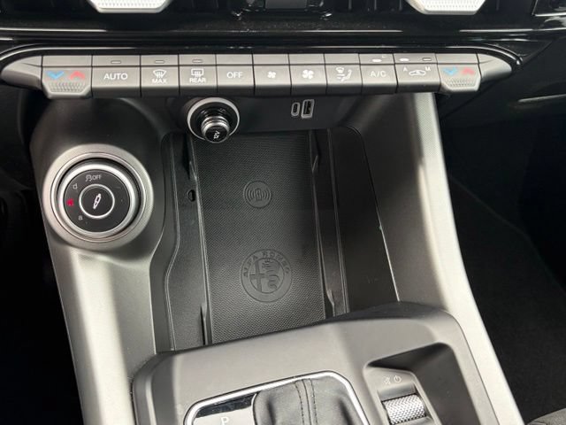 Used 2024 Alfa Romeo Tonale Ti w/ Active Assist Package AWD/4WD image 29