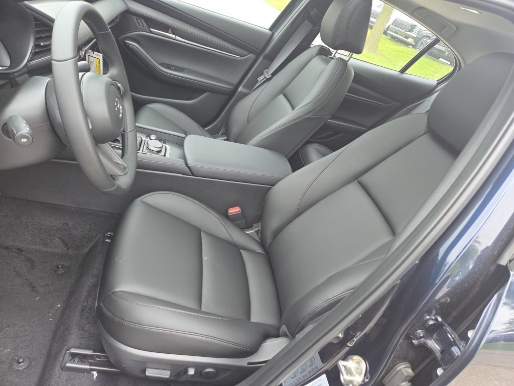 New 2026 MAZDA MAZDA3 2.5 S Sedan w/ Preferred Pkg FWD image 17