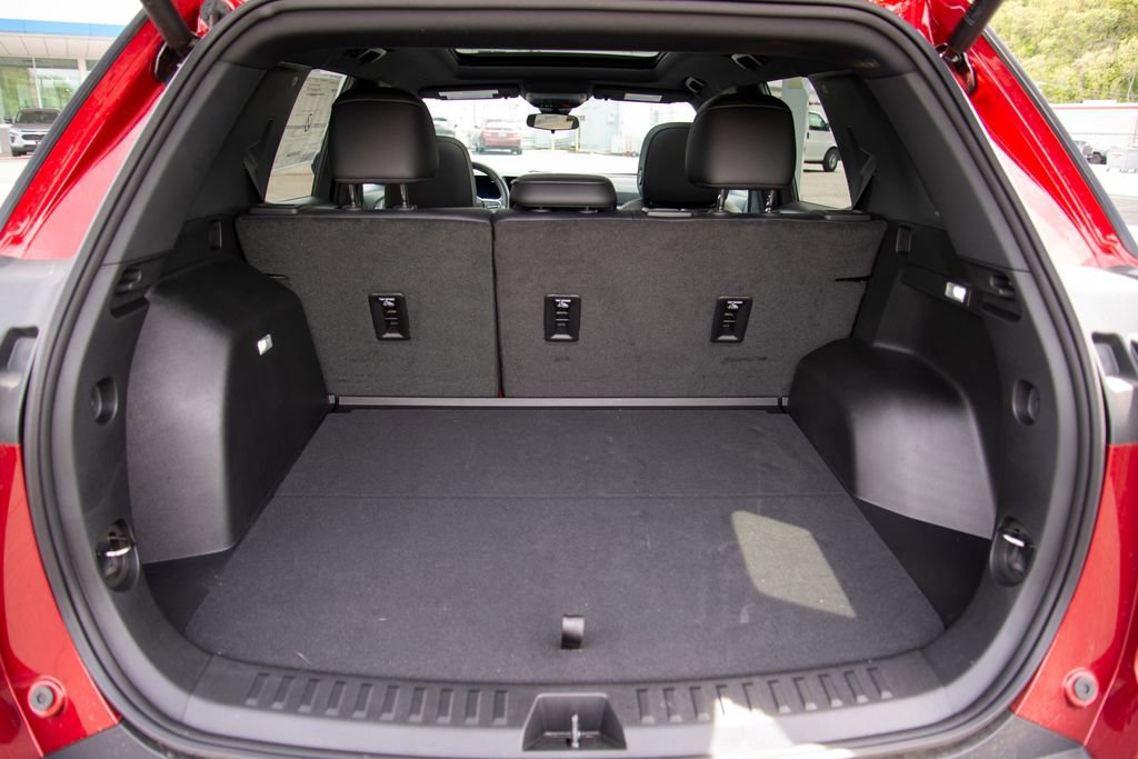 New 2026 Chevrolet Equinox LT w/ Convenience Package II AWD/4WD image 19