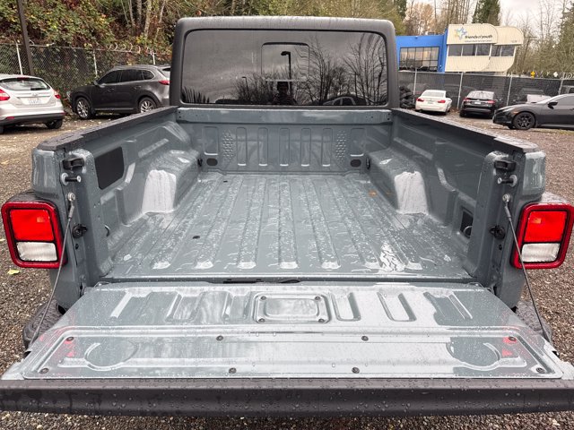New 2026 Jeep Gladiator Sport AWD/4WD image 12