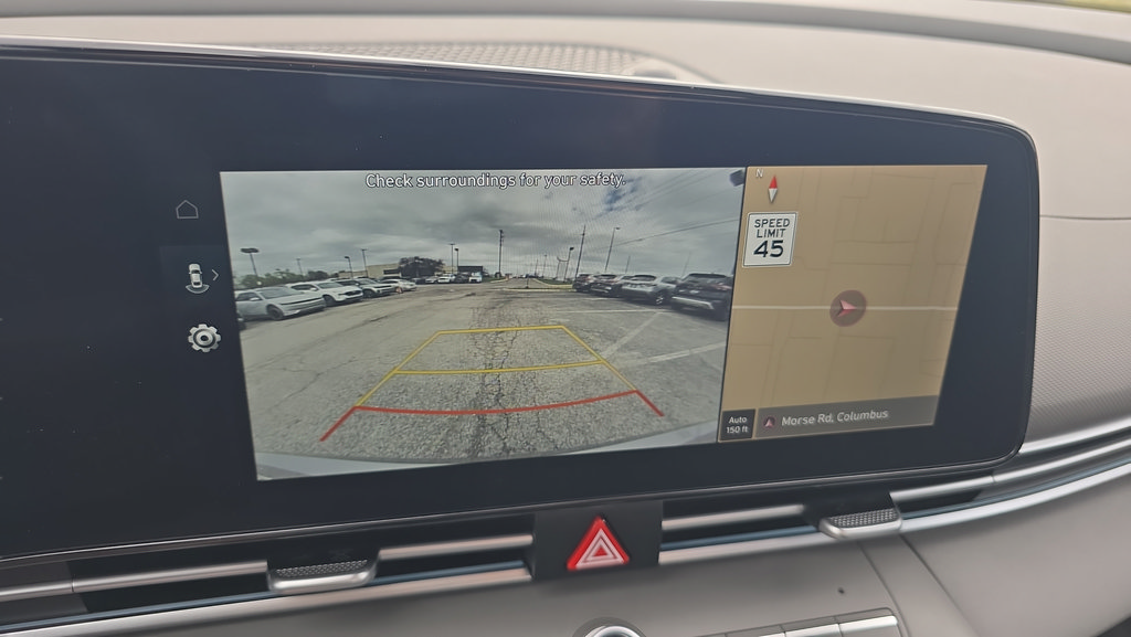 Used 2024 Hyundai Elantra SEL w/ Convenience Package FWD image 19