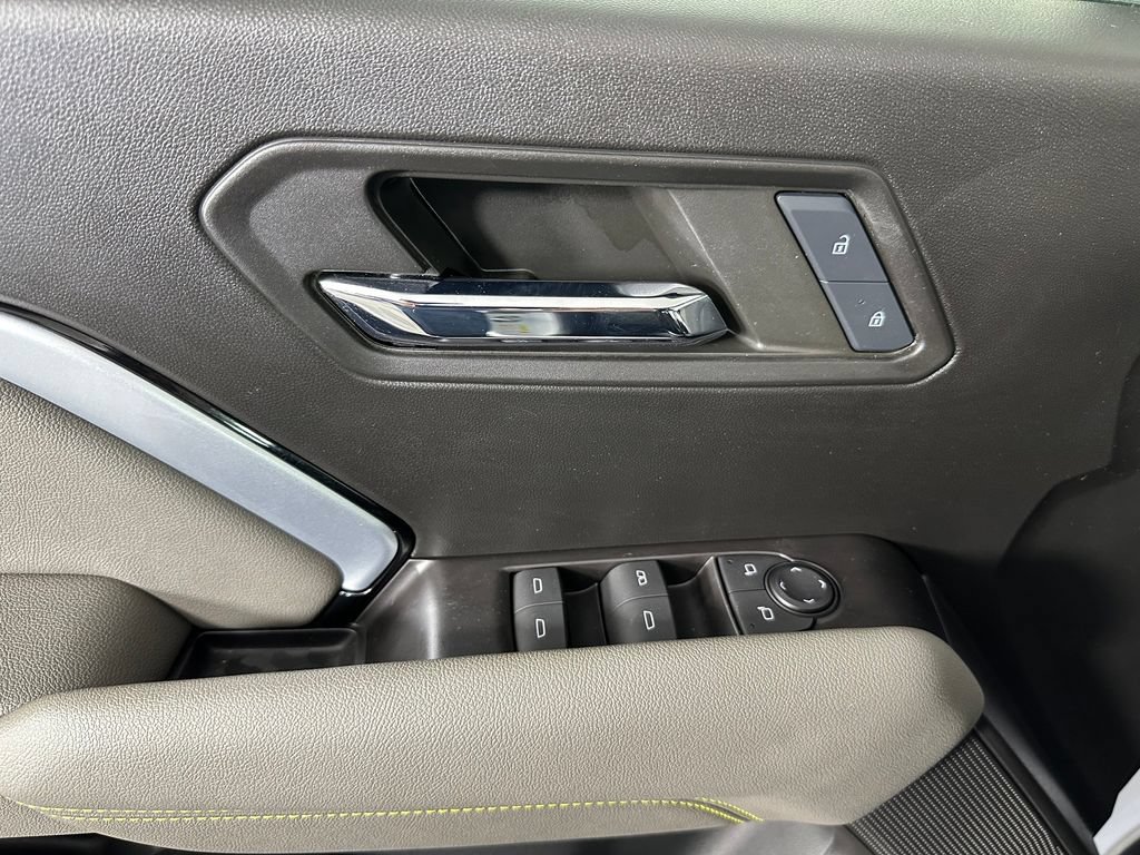 Used 2024 Chevrolet Colorado ZR2 AWD/4WD image 25