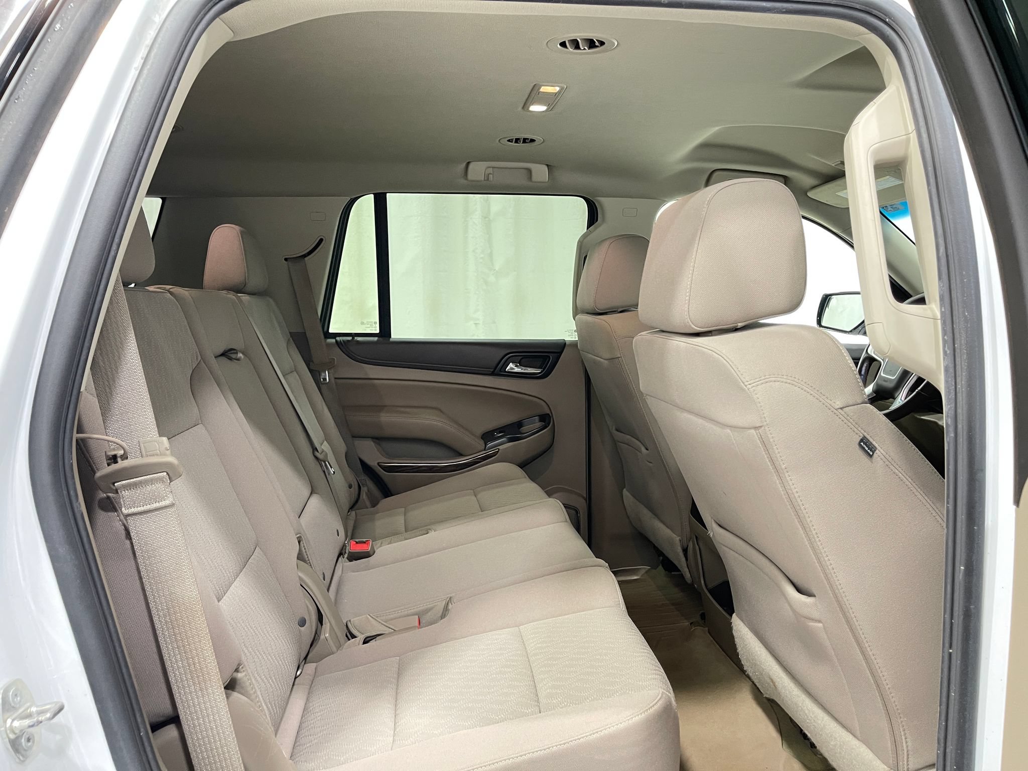Used 2016 GMC Yukon SLE w/ HD Trailering Package AWD/4WD image 30