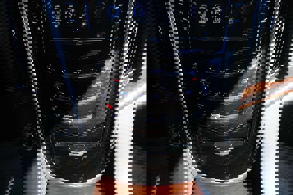 Used 2020 Cadillac Escalade Luxury image 32