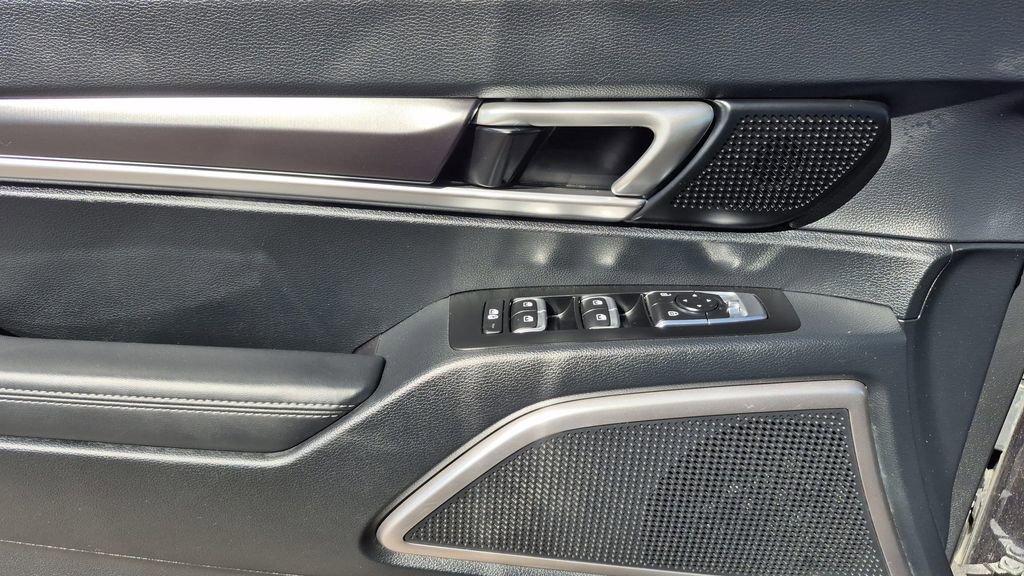 Certified 2025 Kia Telluride S image 8