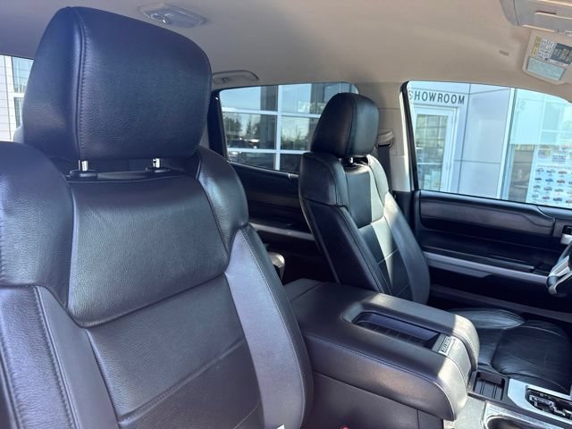 Used 2020 Toyota Tundra Limited w/ Limited Premium Package AWD/4WD image 32