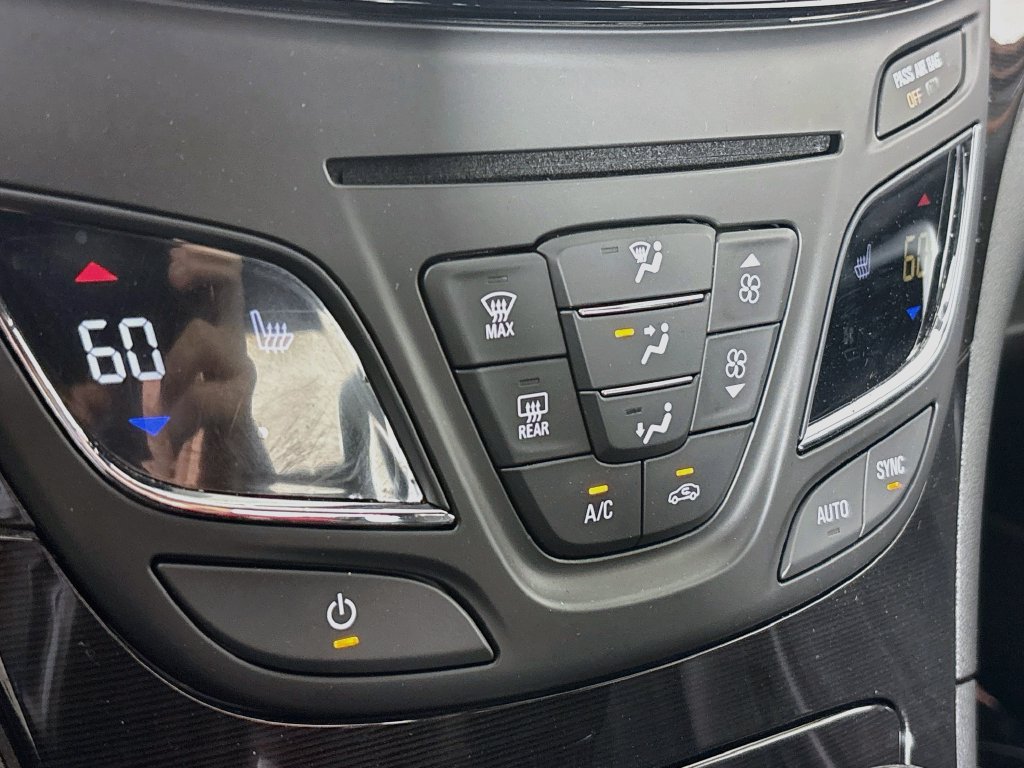 Used 2016 Buick Regal FWD image 19