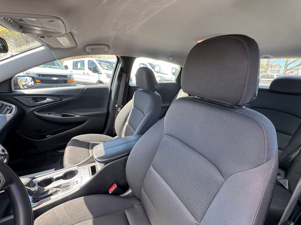 Used 2024 Chevrolet Malibu LT FWD image 22