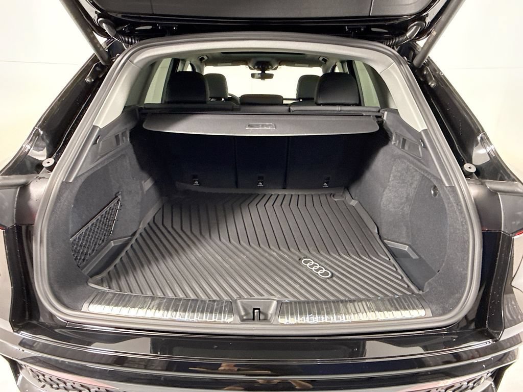 Used 2026 Audi Q5 Premium w/ Premium Plus AWD/4WD image 30