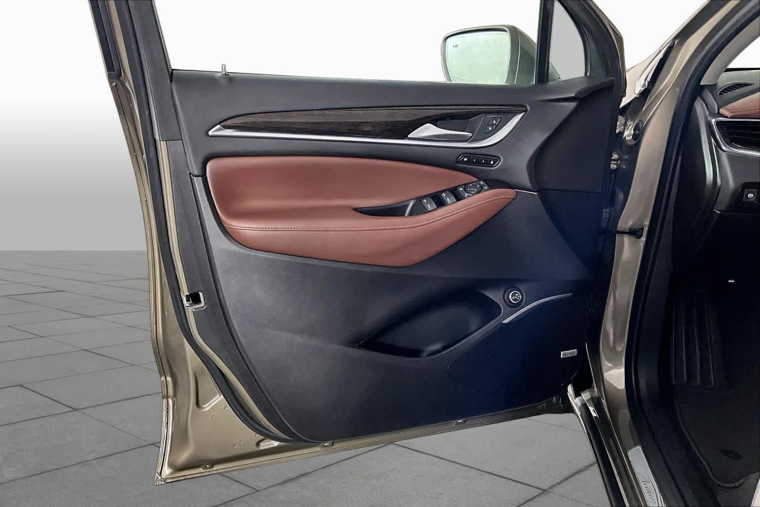Certified 2020 Buick Enclave Avenir w/ Avenir Technology Package FWD image 20