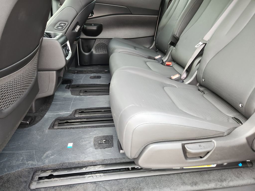 New 2026 Kia Carnival SX Prestige image 9
