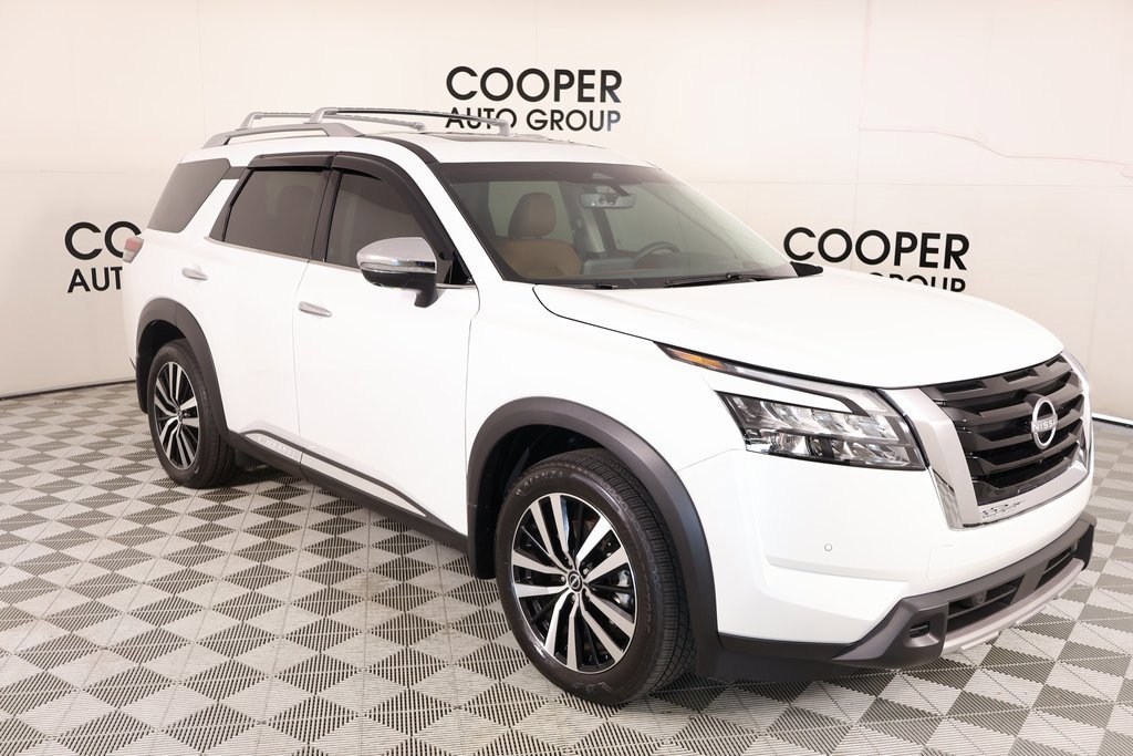 Used 2025 Nissan Pathfinder Platinum w/ Cargo Package