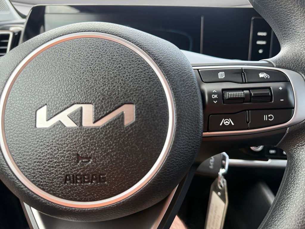 Certified 2023 Kia Sportage LX image 26