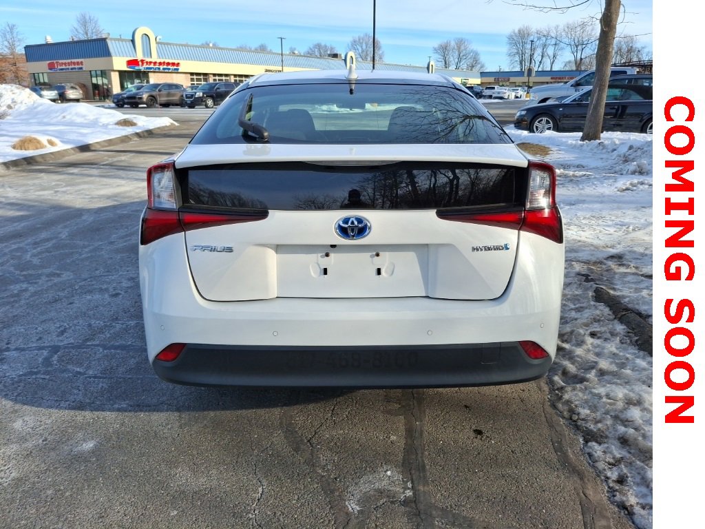 Used 2022 Toyota Prius LE image 5