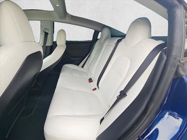 Used 2022 Tesla Model 3 Performance AWD/4WD image 16