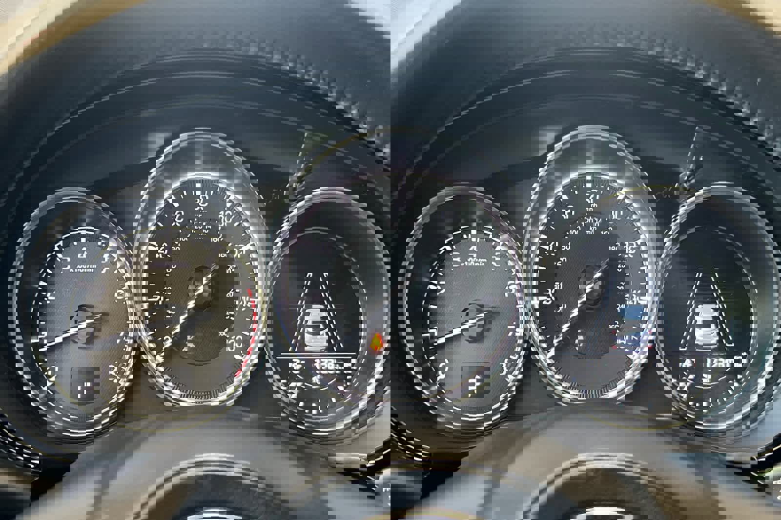 Used 2018 MAZDA CX-9 Touring image 29