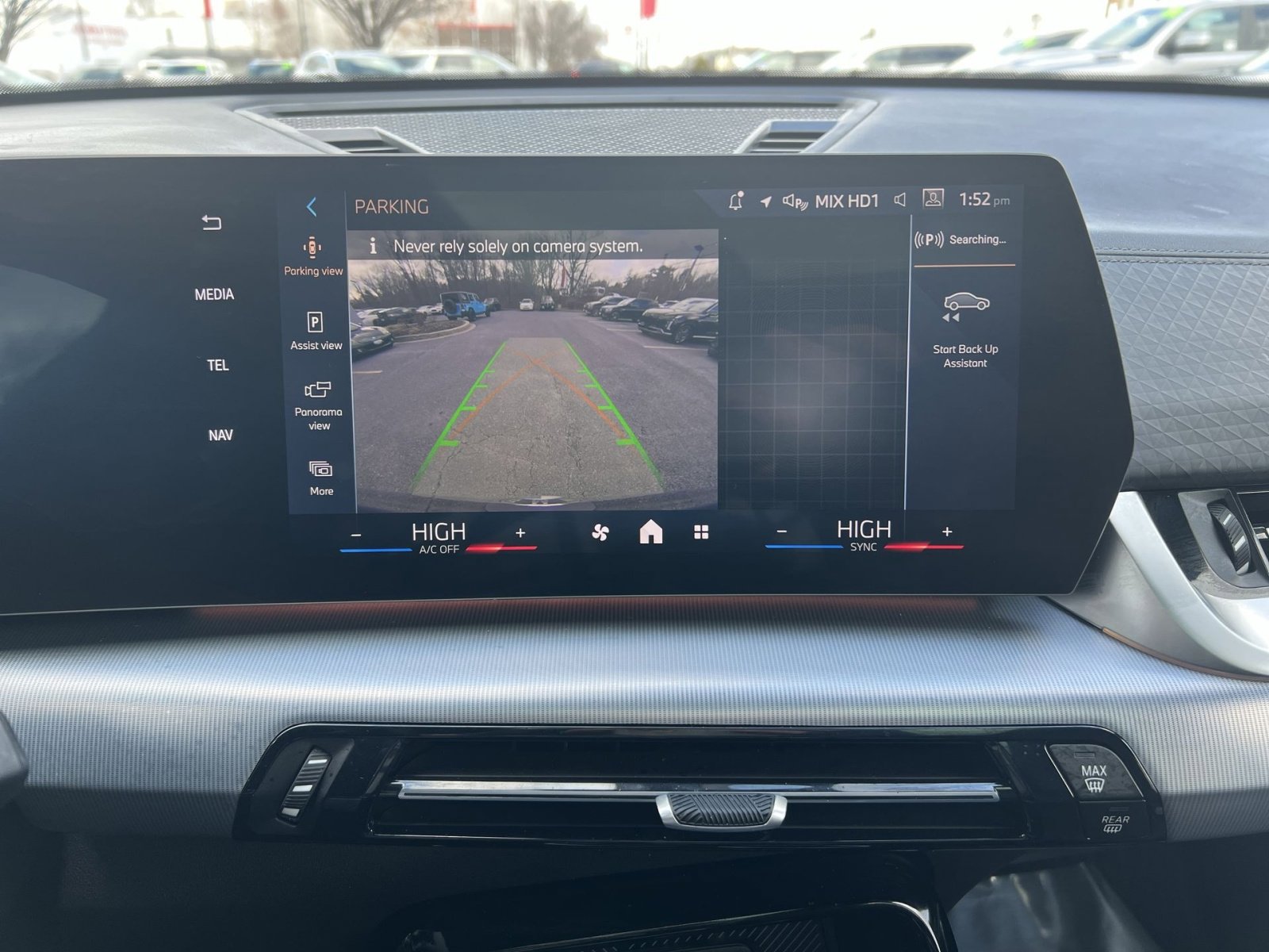 Used 2024 BMW X2 xDrive28i w/ Convenience Package image 19