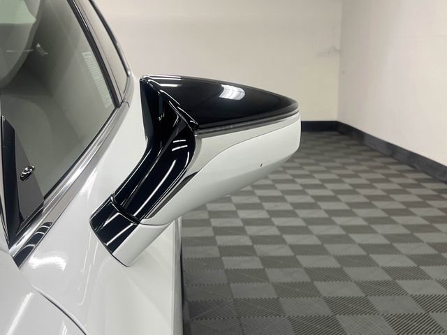 Certified 2025 Lexus IS 300 F Sport image 22
