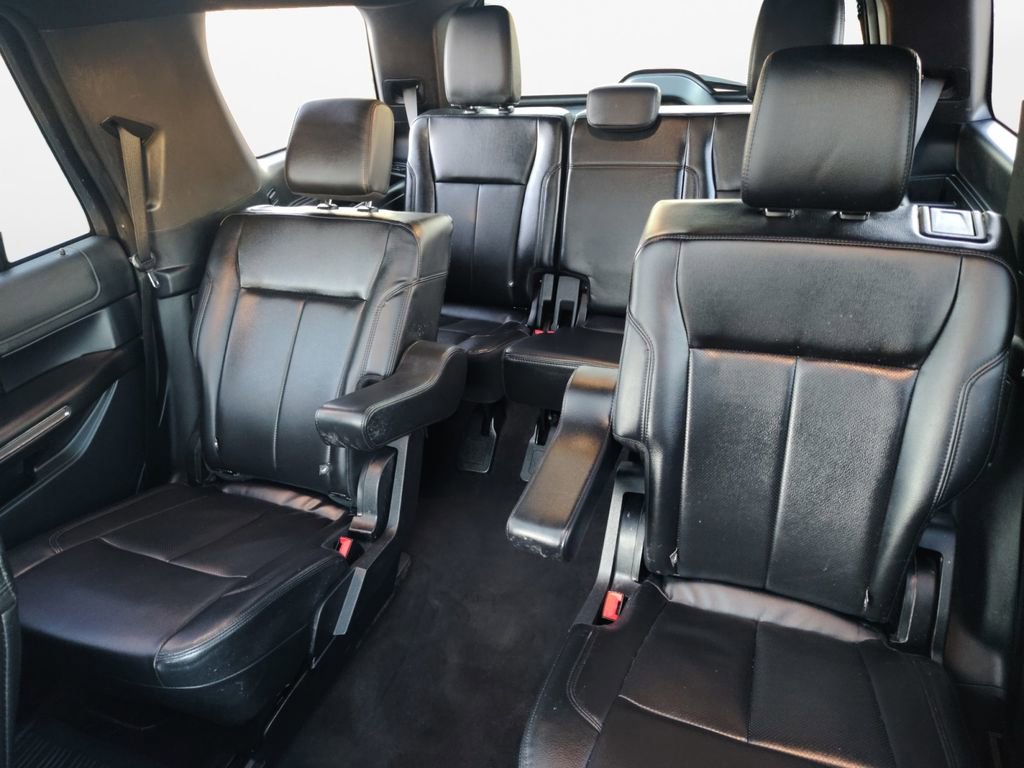 Used 2021 Ford Expedition XLT image 22