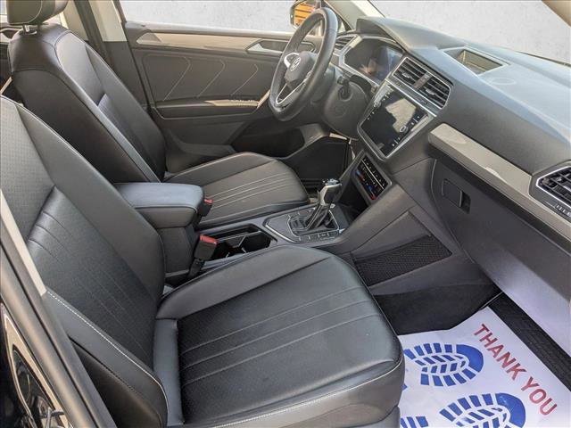 Used 2022 Volkswagen Tiguan SE FWD image 22
