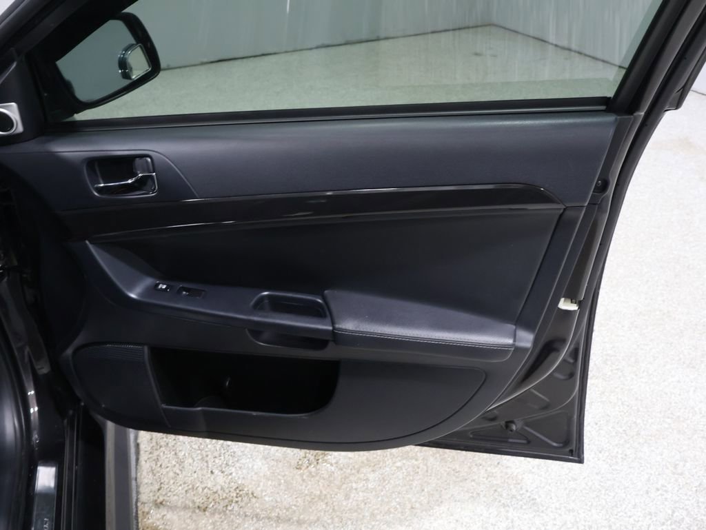 Used 2011 Mitsubishi Lancer Evolution MR image 23
