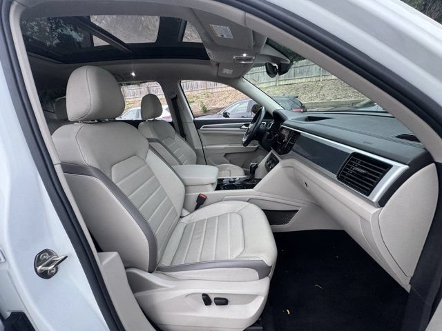 Used 2021 Volkswagen Atlas SEL Premium AWD/4WD image 8