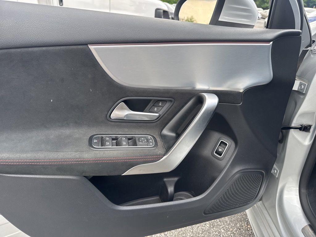 Used 2022 Mercedes-Benz A 220 image 11