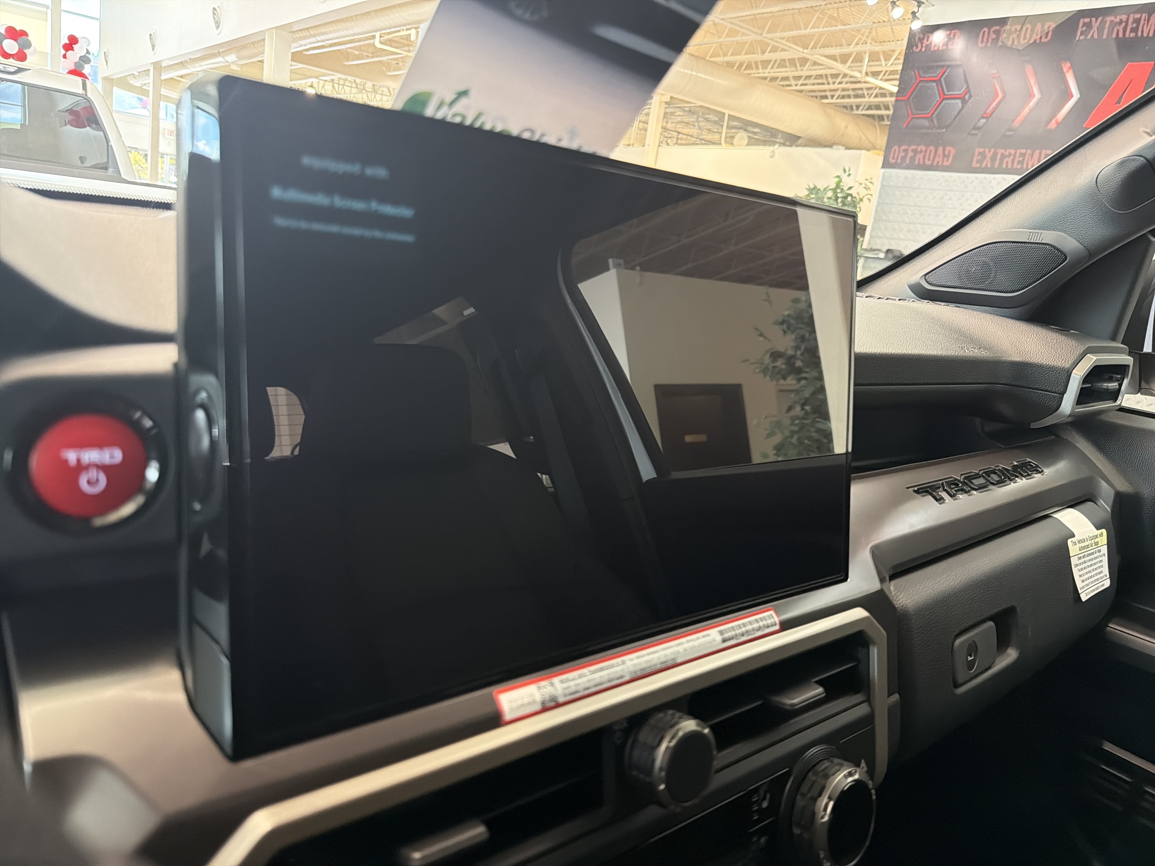 New 2025 Toyota Tacoma TRD Off-Road w/ TRD Off Road Premium Package AWD/4WD image 23