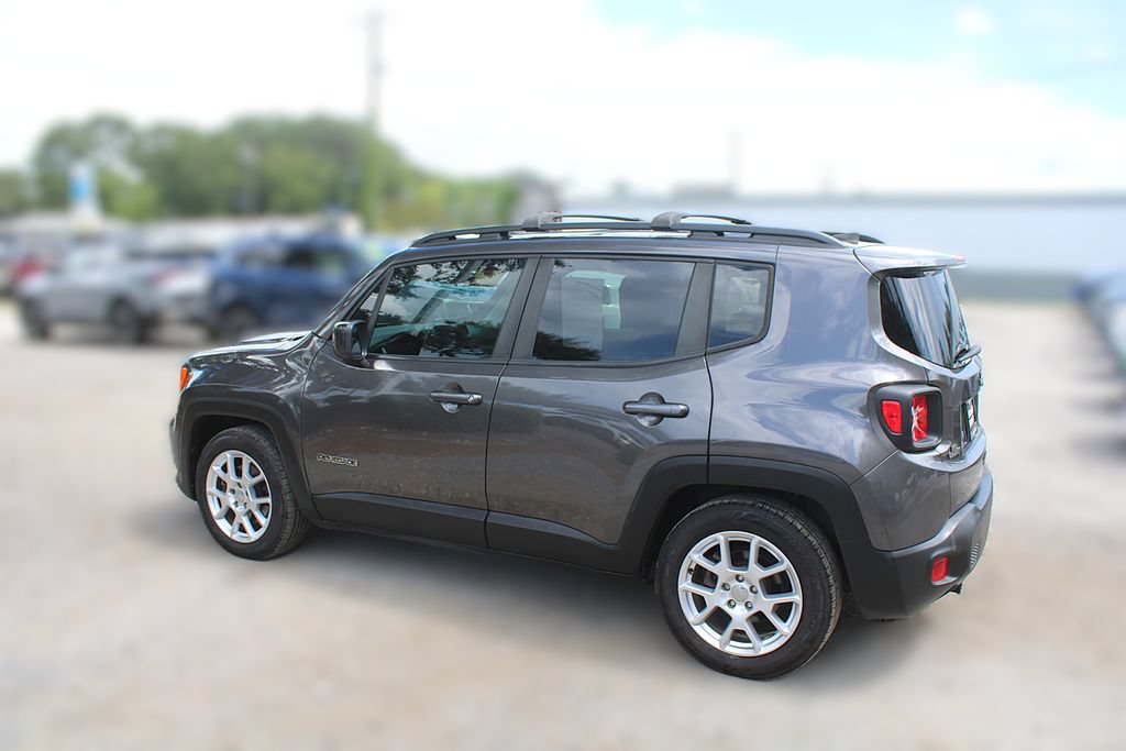 Used 2021 Jeep Renegade Latitude FWD image 13