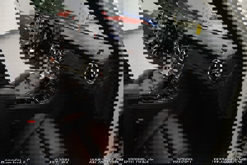 Used 2018 Mercedes-Benz GLA 250 4MATIC w/ Premium Package image 21