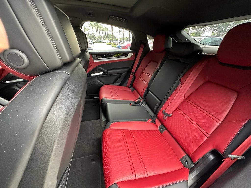 Certified 2026 Porsche Cayenne E-Hybrid Coupe AWD/4WD image 41