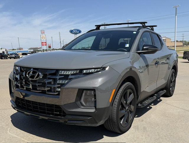 Used 2024 Hyundai Santa Cruz Night AWD/4WD image 2