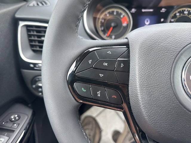 Used 2023 Jeep Cherokee Altitude Lux AWD/4WD image 24